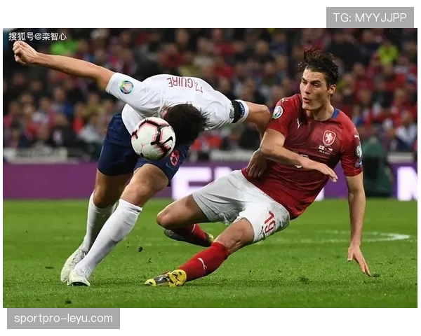 捷克主帅希克聚焦重建球队信心,剑指世界杯佳绩 捷克主帅希克聚焦重建球队信心,剑指世界杯佳绩