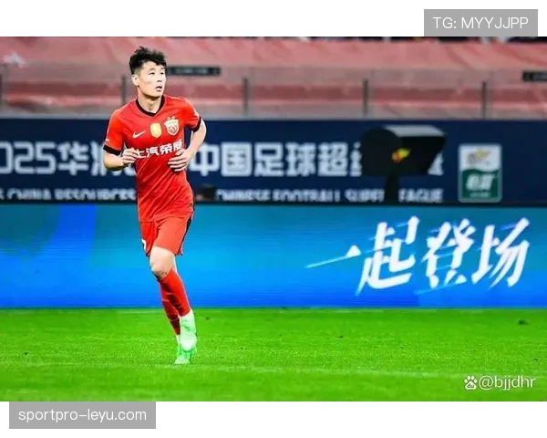 武磊状态回暖，助力球队在亚洲杯中取得关键进球