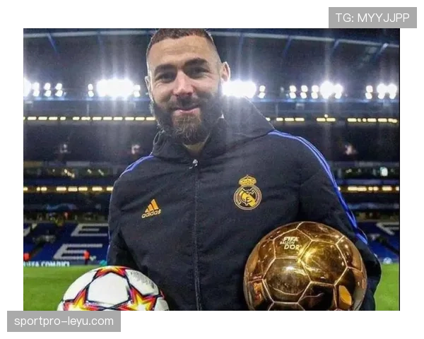 本泽马与梅西金球之争:数据与荣誉如何体现历史定位差距